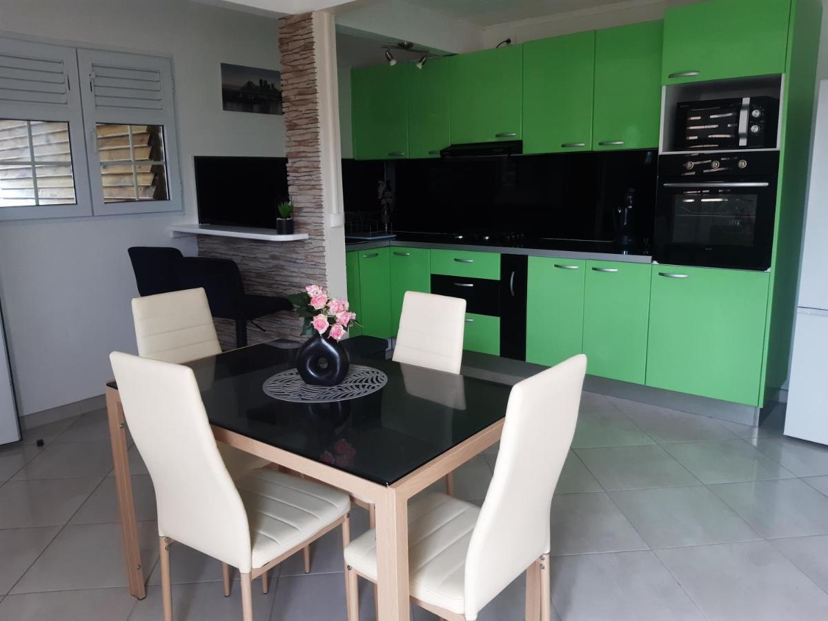 Bella Apartment Gros-Morne Bagian luar foto
