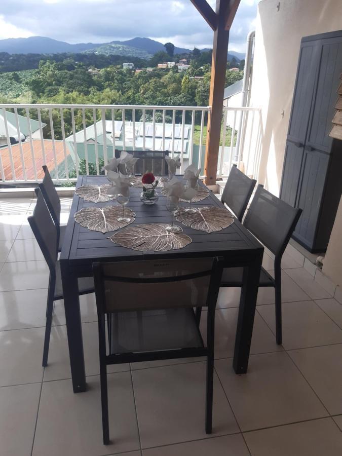 Bella Apartment Gros-Morne Bagian luar foto