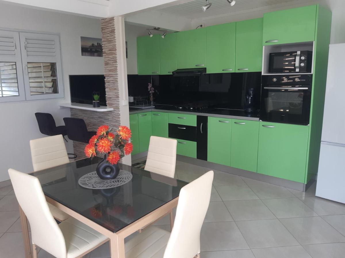 Bella Apartment Gros-Morne Bagian luar foto