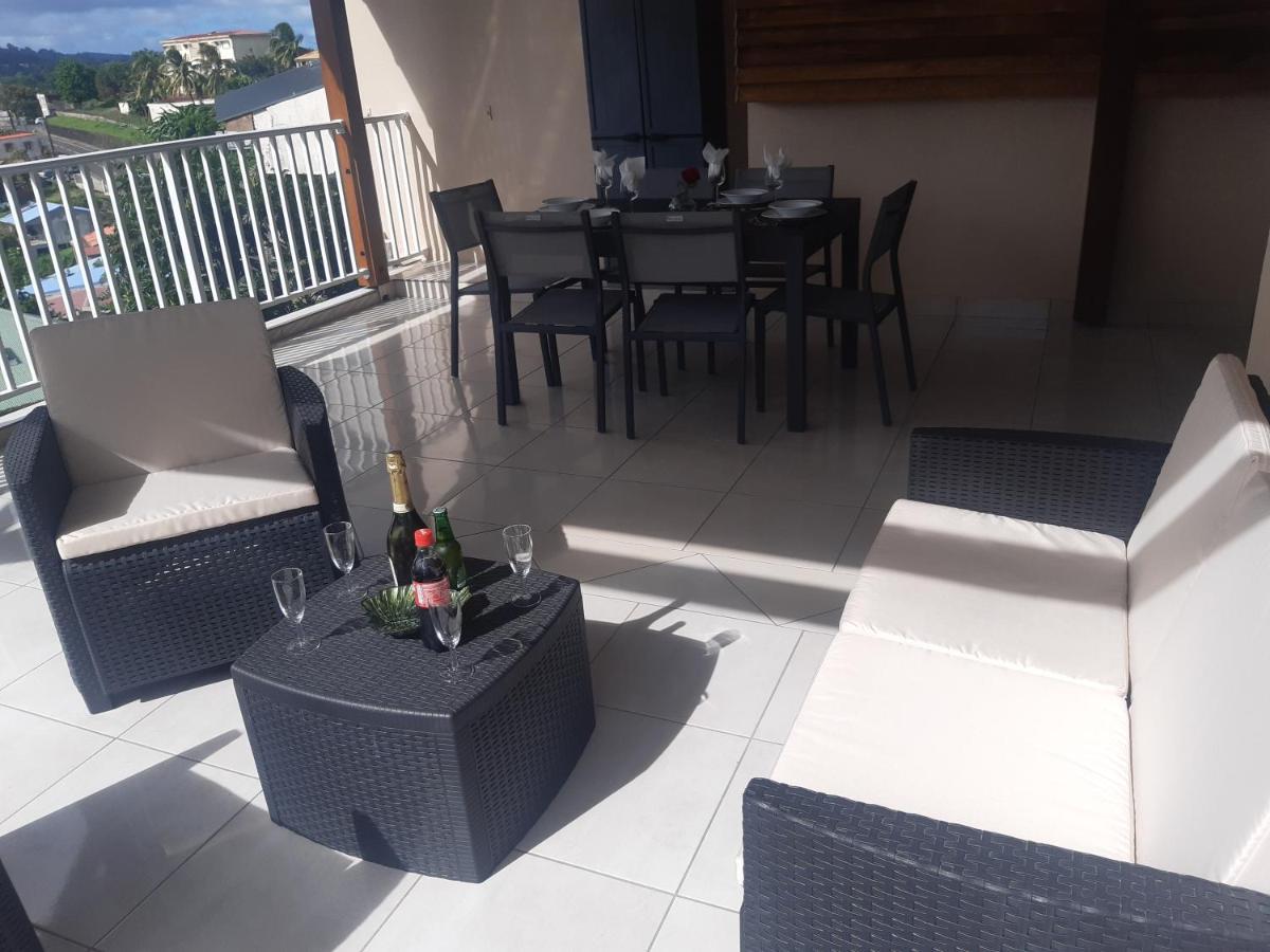 Bella Apartment Gros-Morne Bagian luar foto
