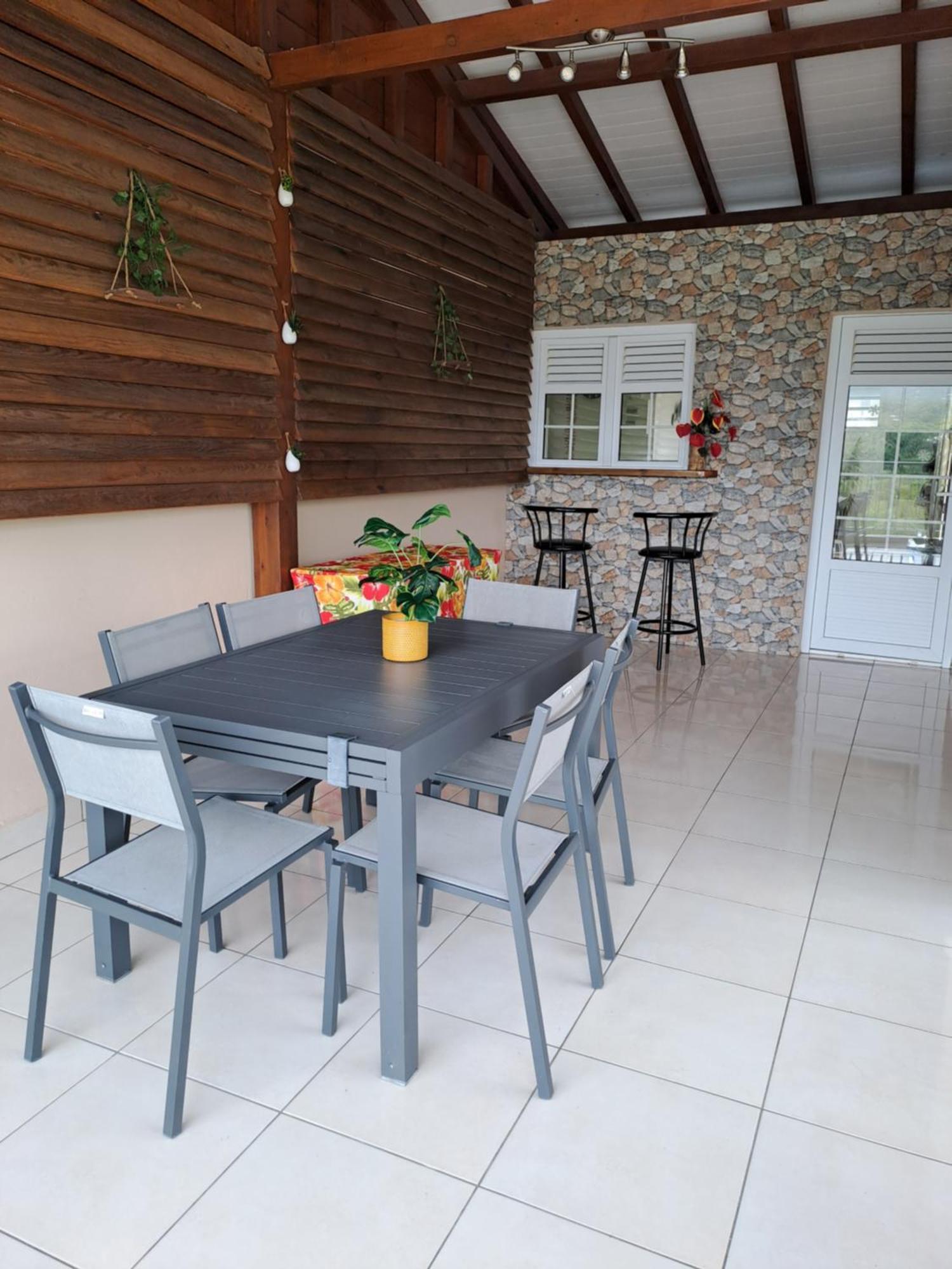 Bella Apartment Gros-Morne Bagian luar foto